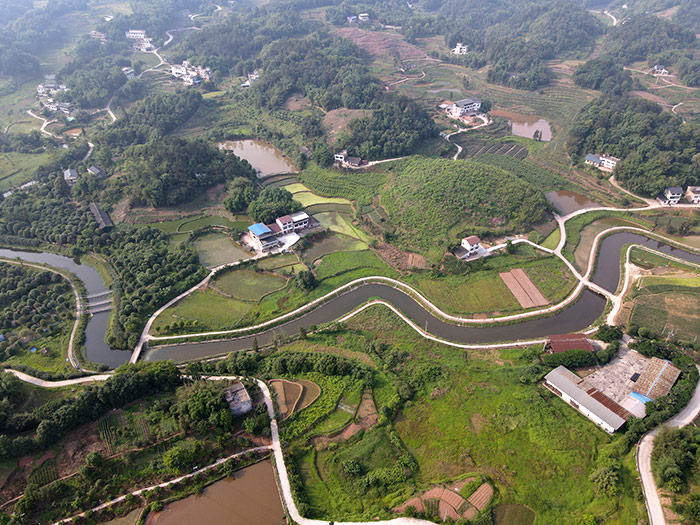 5太山水?？萍荚叭巴?jpg