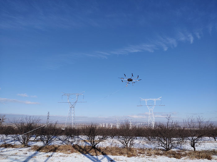 1647529846138648.jpg 5无人机展放牵引绳.jpg